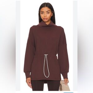 New With Tags Varley Freya Sweatshirt in Deep Mahogany Sz M